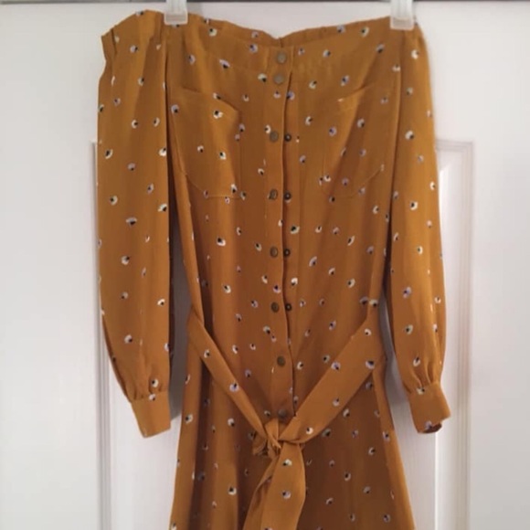 Dress - Picture 2 of 3